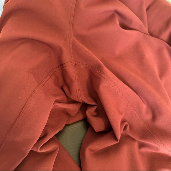 Lululemon Stretch High Rise Crop 23" in Red Merlot Size 8 - Picture 10 of 10